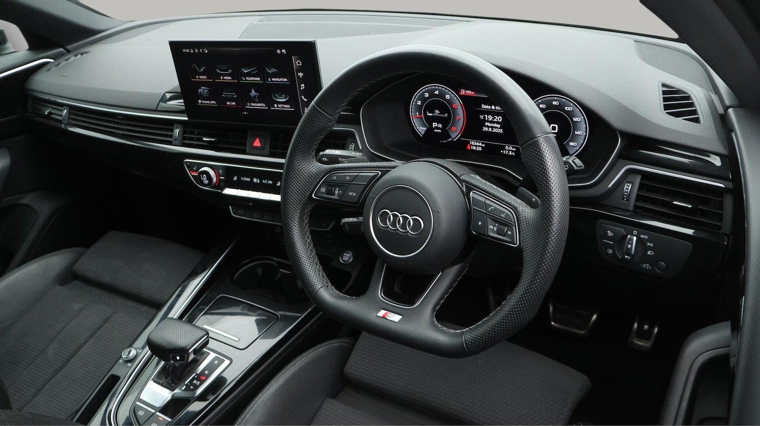 Used Audi A4 Avant 2023 for sale - 76138089: Photo 10