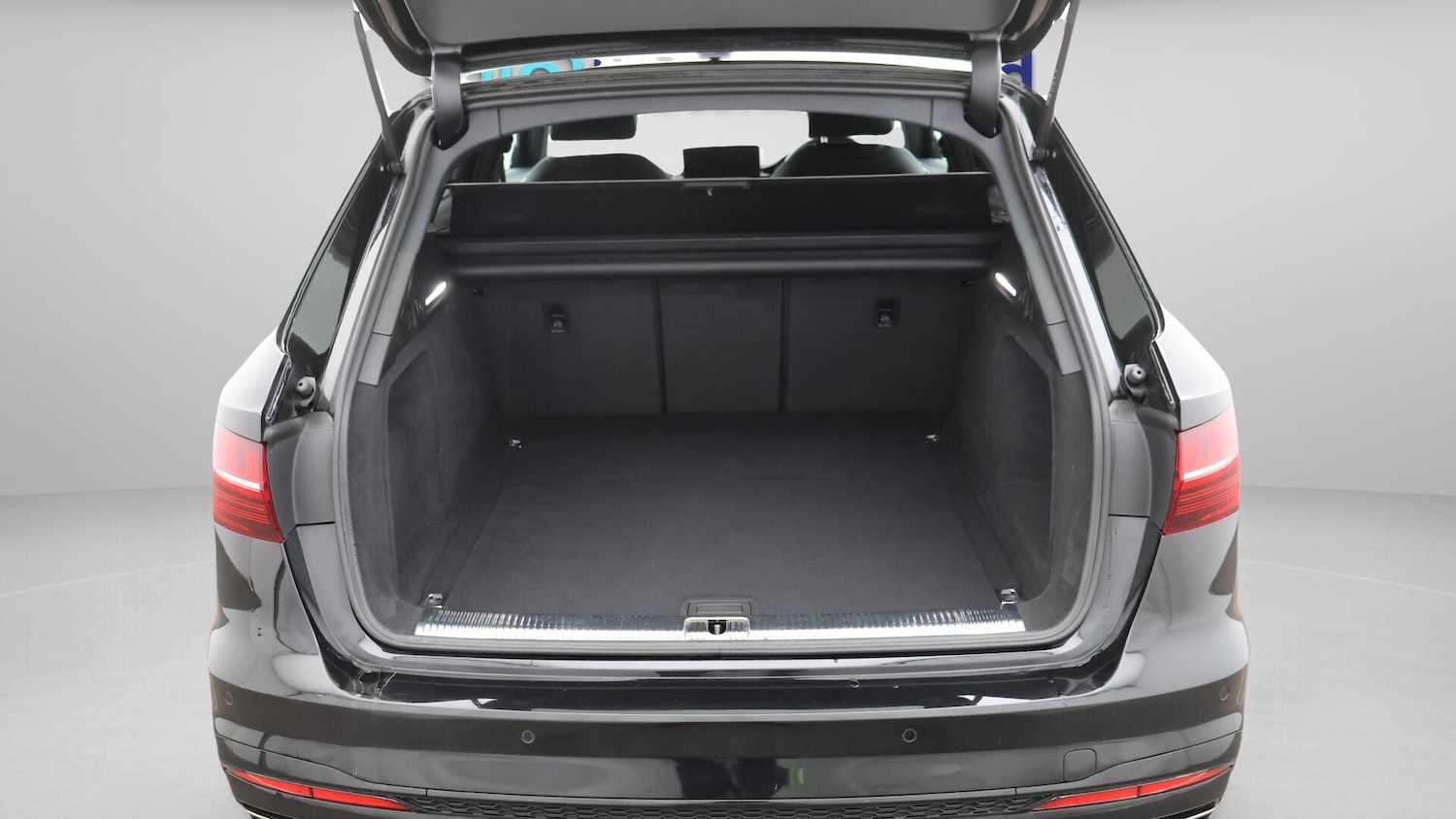 Used Audi A4 Avant 2023 for sale - 76138089: Photo 18
