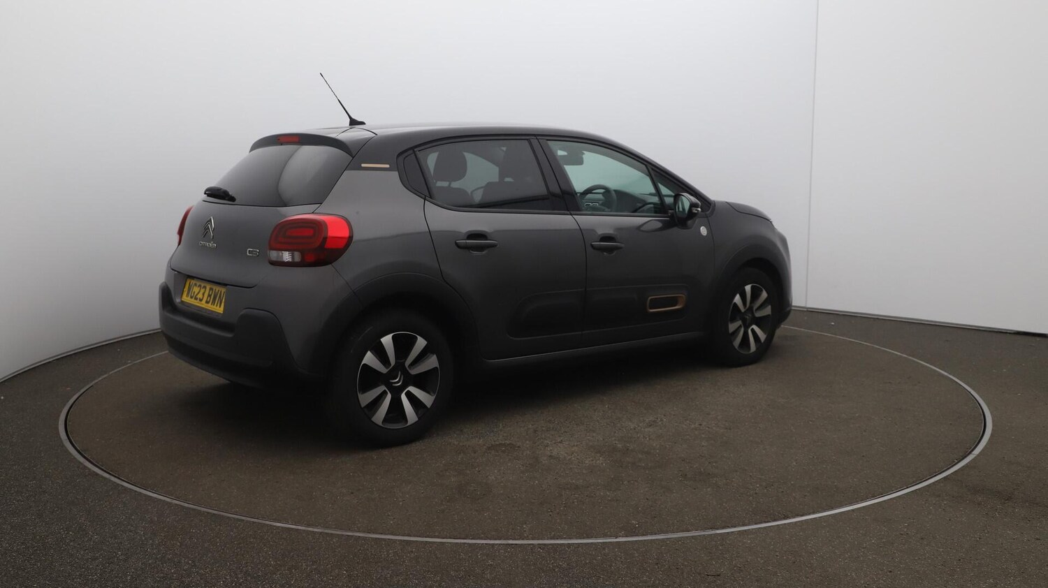 Vehicle 47