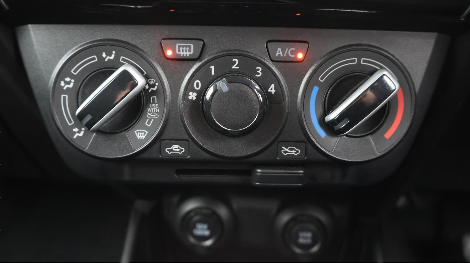 Used Suzuki Swift 2022 for sale - 76572381: Photo 13