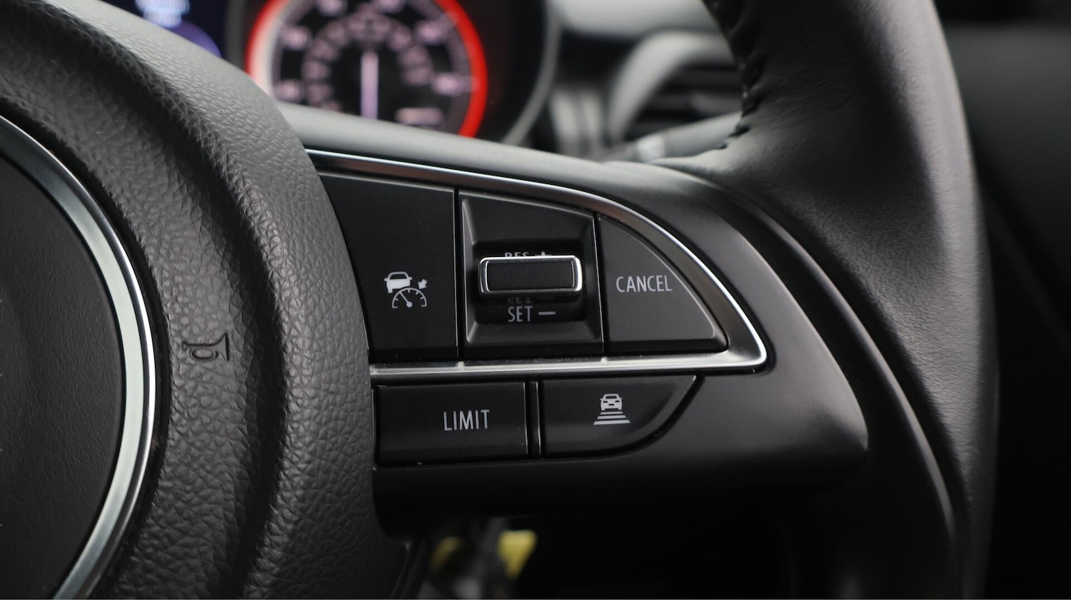 Used Suzuki Swift 2022 for sale - 76572381: Photo 26