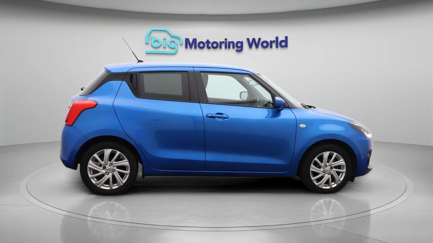 Used Suzuki Swift 2022 for sale - 76572381: Photo 9