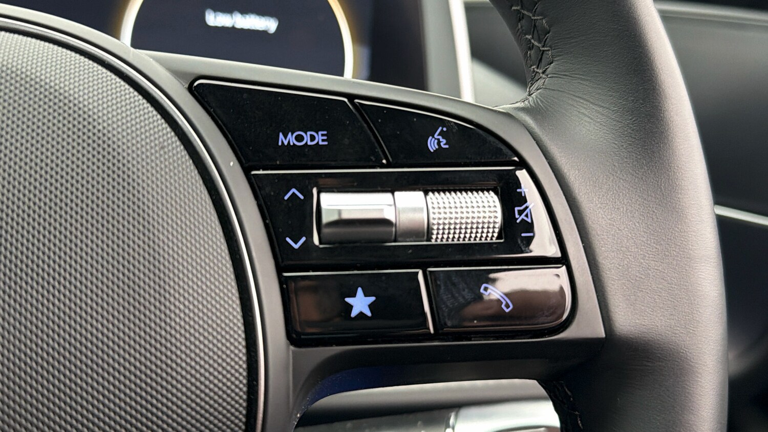 Used Hyundai IONIQ 6 2023 for sale - 78121753: Photo 24