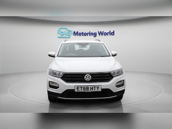 Used Volkswagen T-Roc 2019 for sale - 76175372: Photo 3