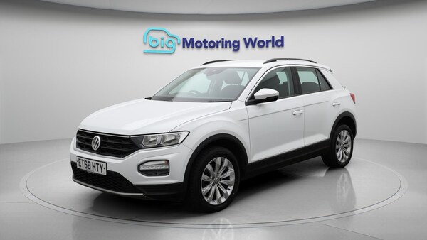 Used Volkswagen T-Roc 2019 for sale - 76175372: Photo 4