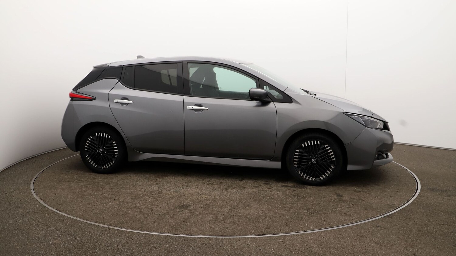 Used Nissan Leaf for sale - 76809613: Photo 40