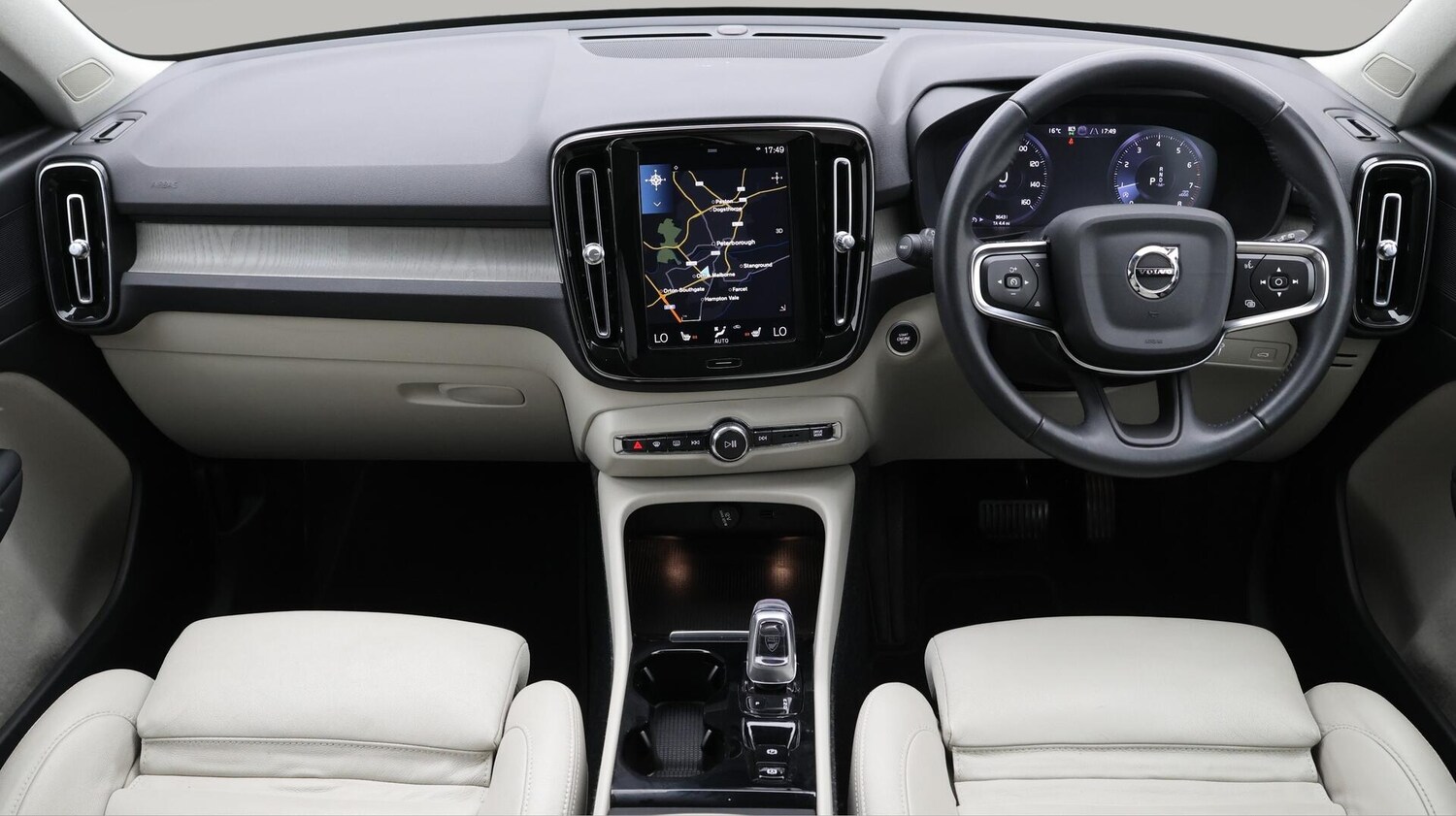 Used Volvo XC40 2021 for sale - 76549731: Photo 13