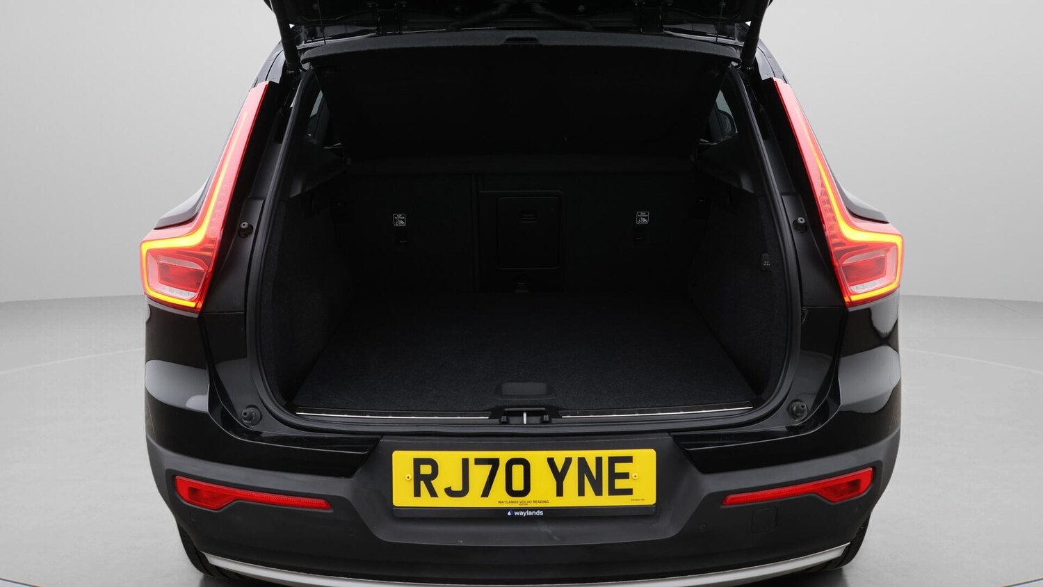 Used Volvo XC40 2021 for sale - 76549731: Photo 17