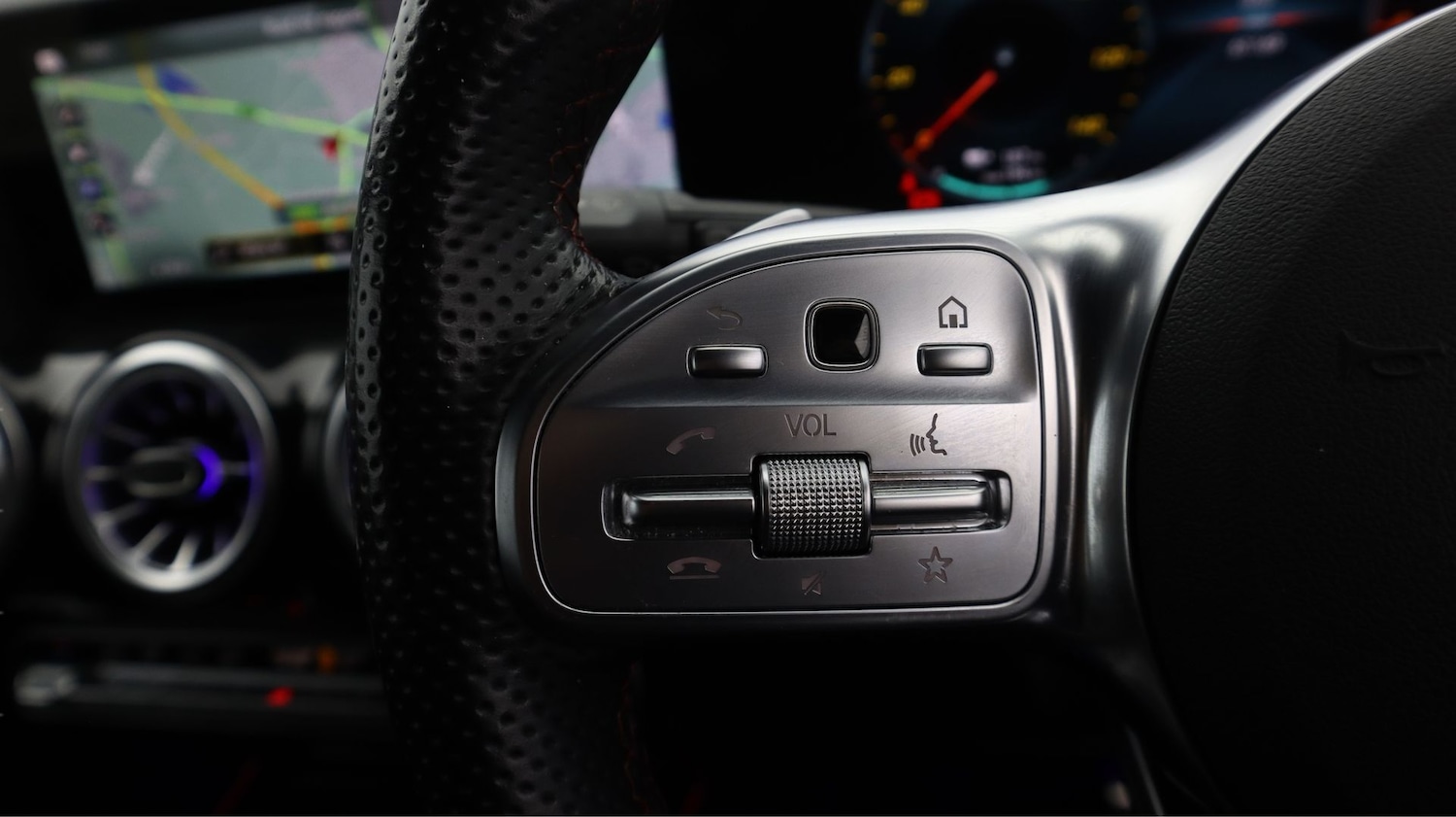 Used Mercedes-Benz EQA 2022 for sale - 77635397: Photo 22