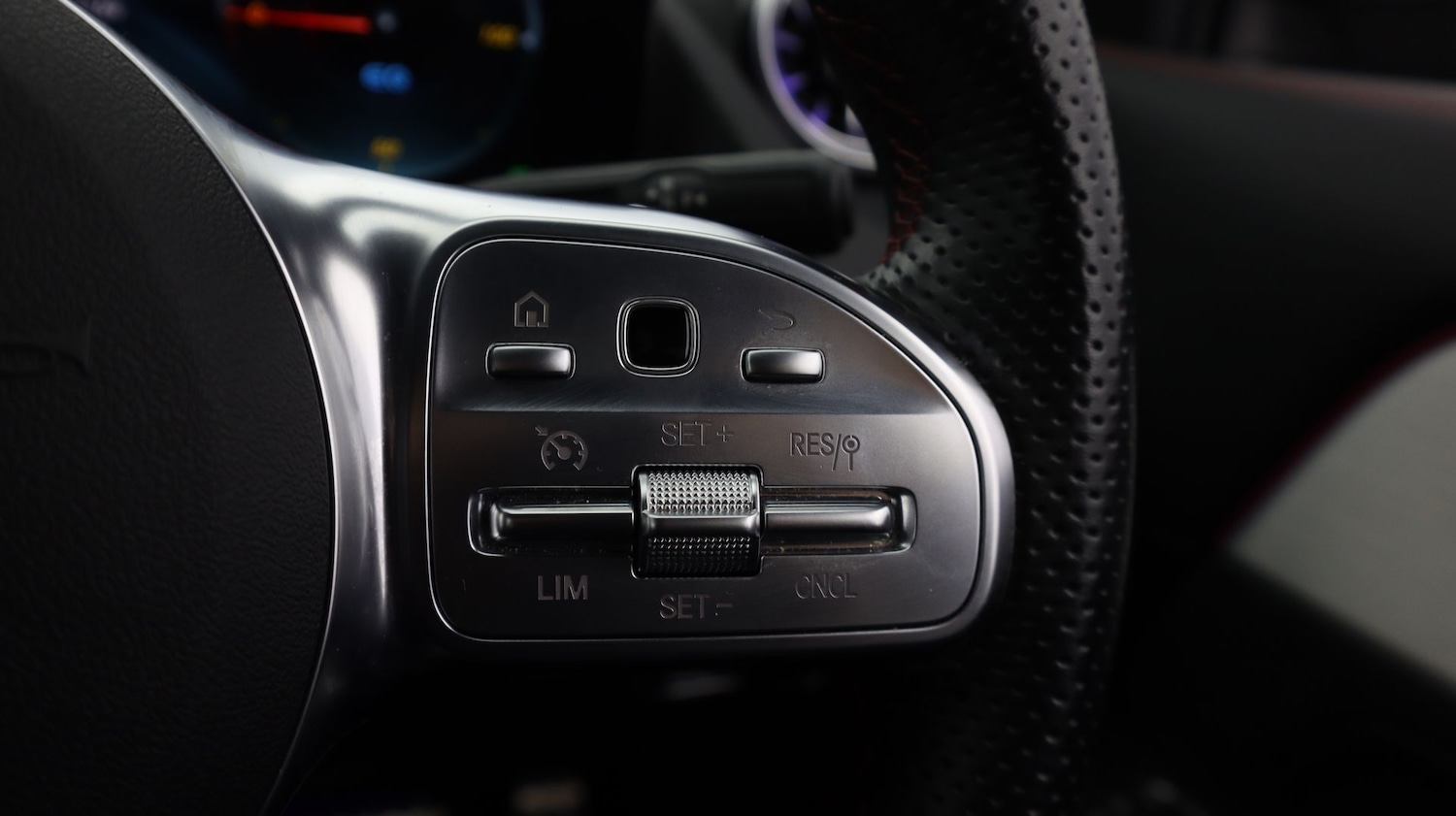 Used Mercedes-Benz EQA 2022 for sale - 77635397: Photo 25