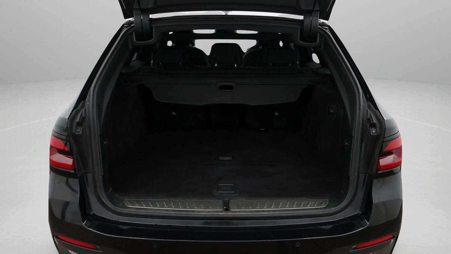 Used BMW 5 Series for sale - 77182228: Photo 17