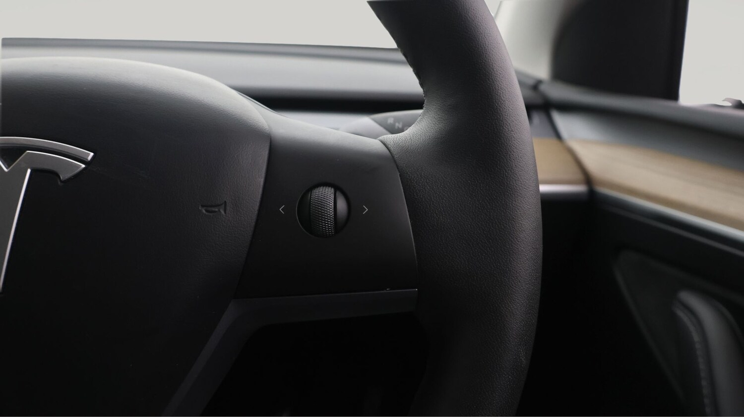 Used Tesla Model Y 2022 for sale - 77459804: Photo 24