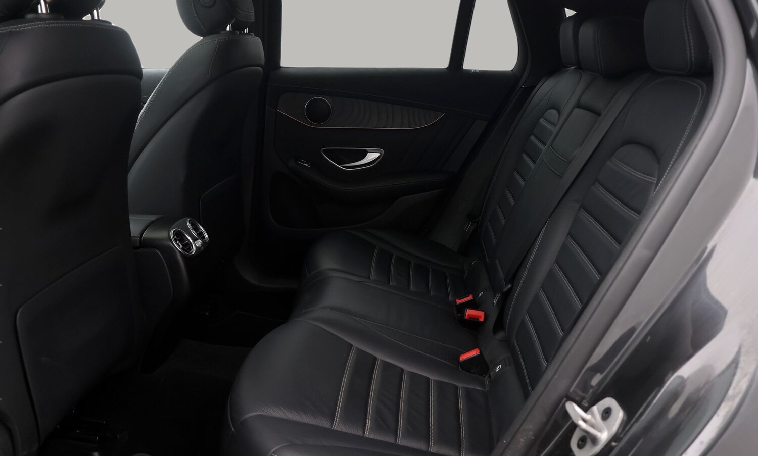 Used Mercedes-Benz EQC 2022 for sale - 77676497: Photo 16