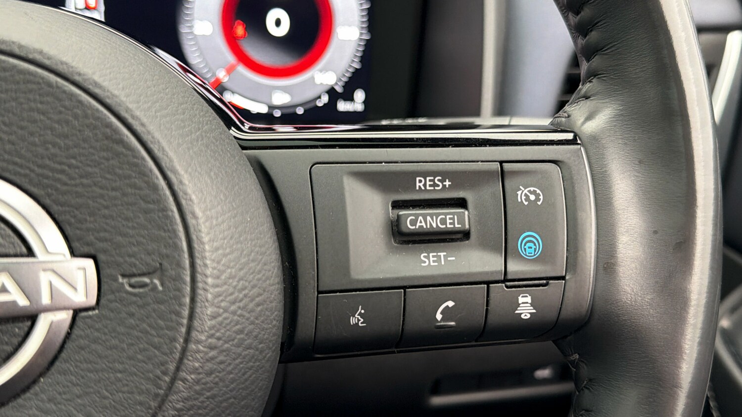 Used Nissan Qashqai for sale - 78176654: Photo 23