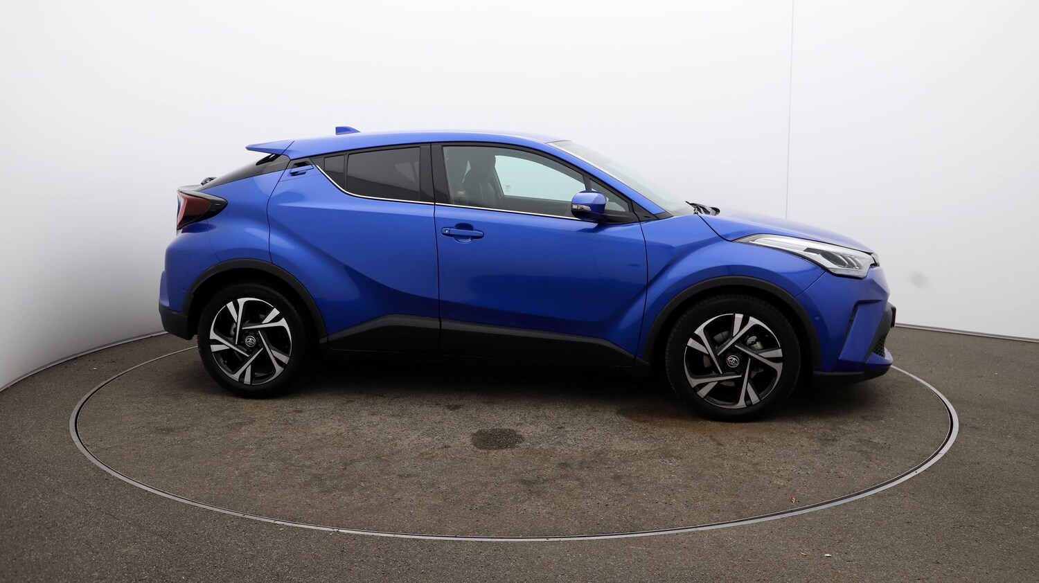 Used Toyota C-HR 2022 for sale - 76809548: Photo 40