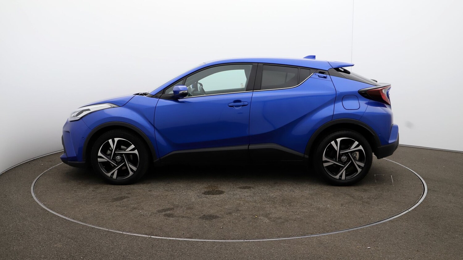 Used Toyota C-HR 2022 for sale - 76809548: Photo 56