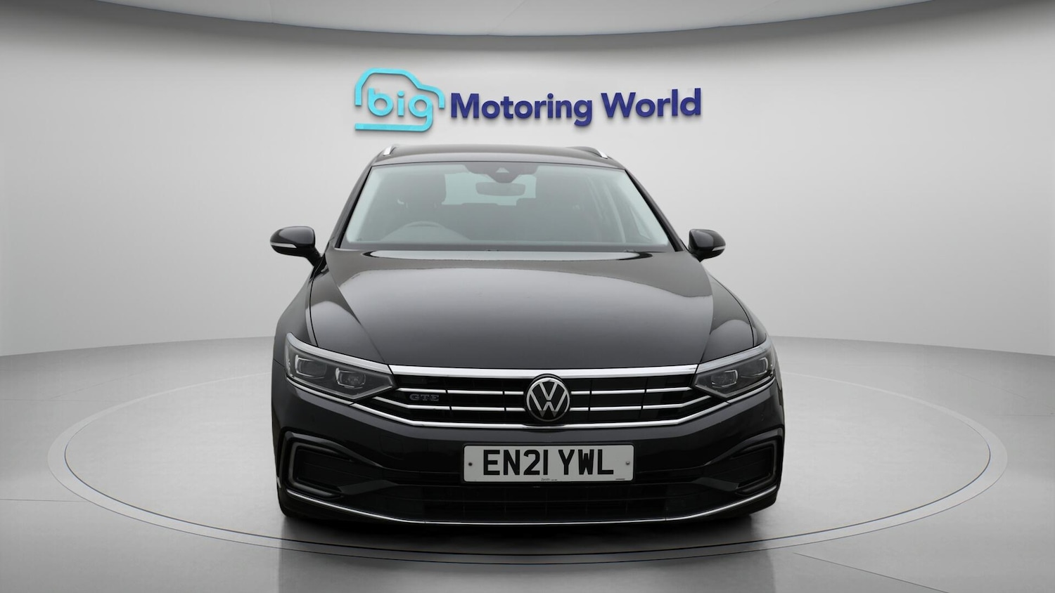 Used Volkswagen Passat 2021 for sale - 76472895: Photo 3