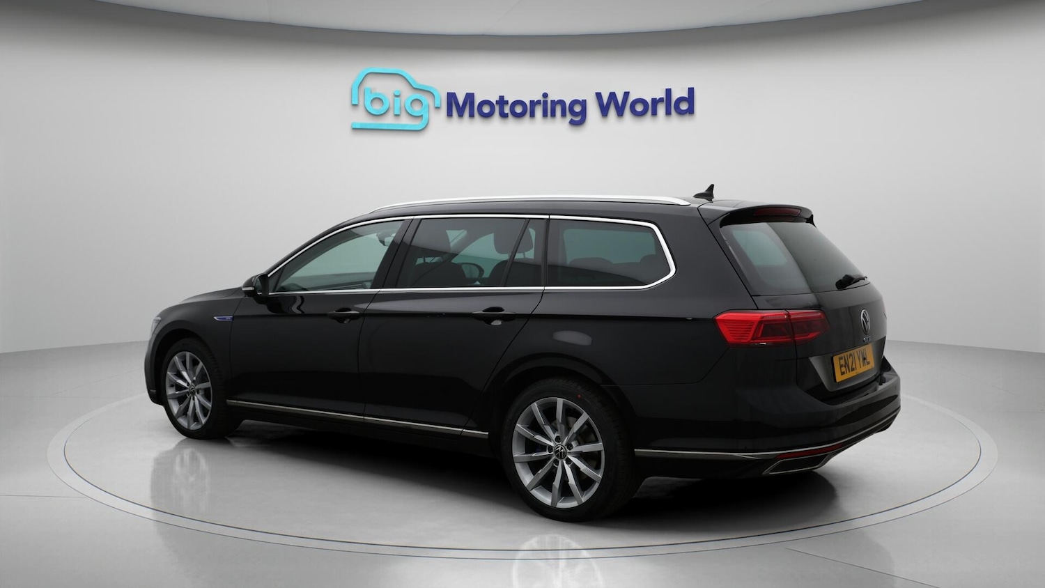 Used Volkswagen Passat 2021 for sale - 76472895: Photo 6