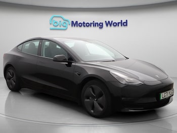 Tesla - Model 3