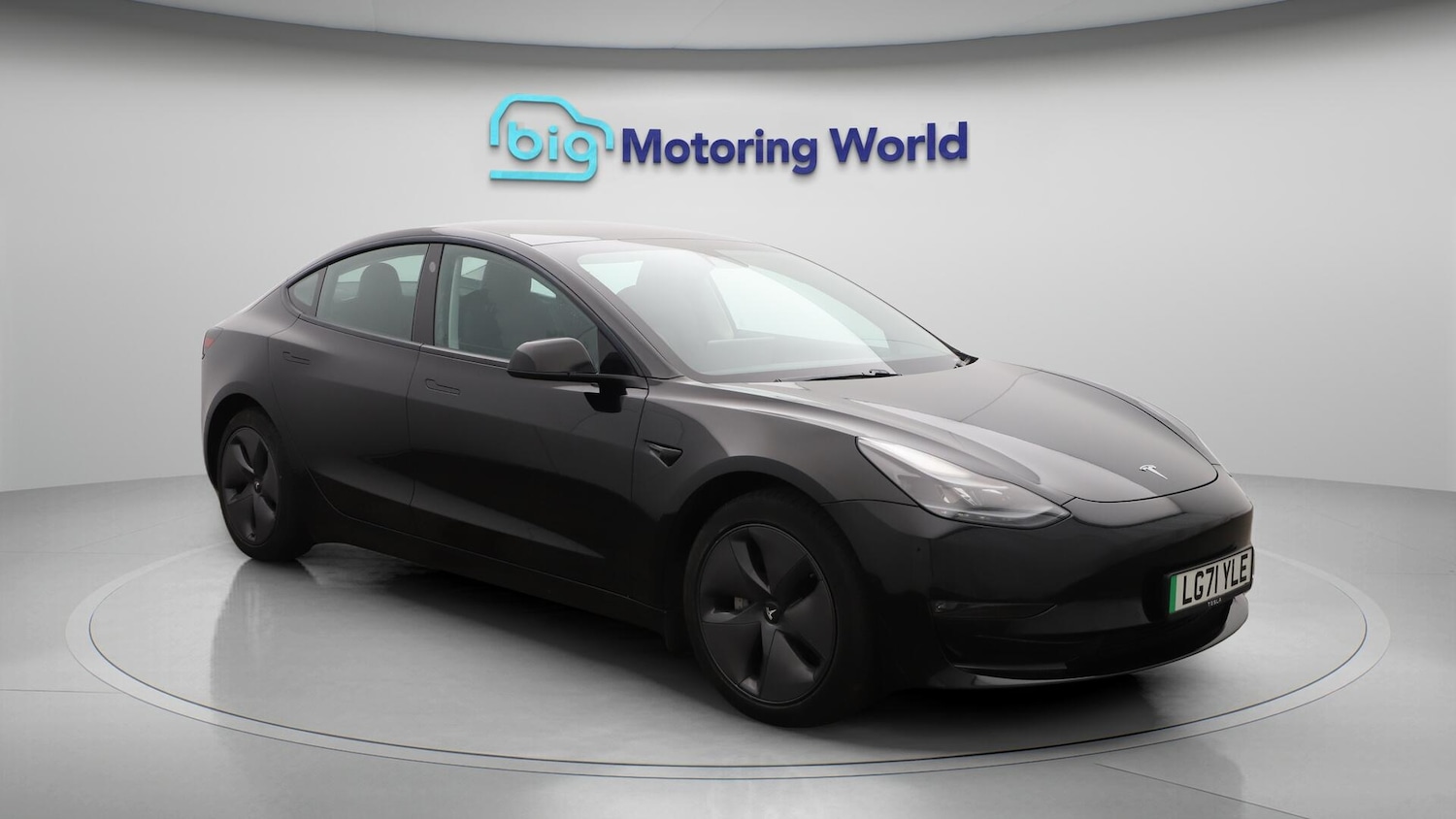Used Tesla Model 3 for sale - 76550419: Photo 2