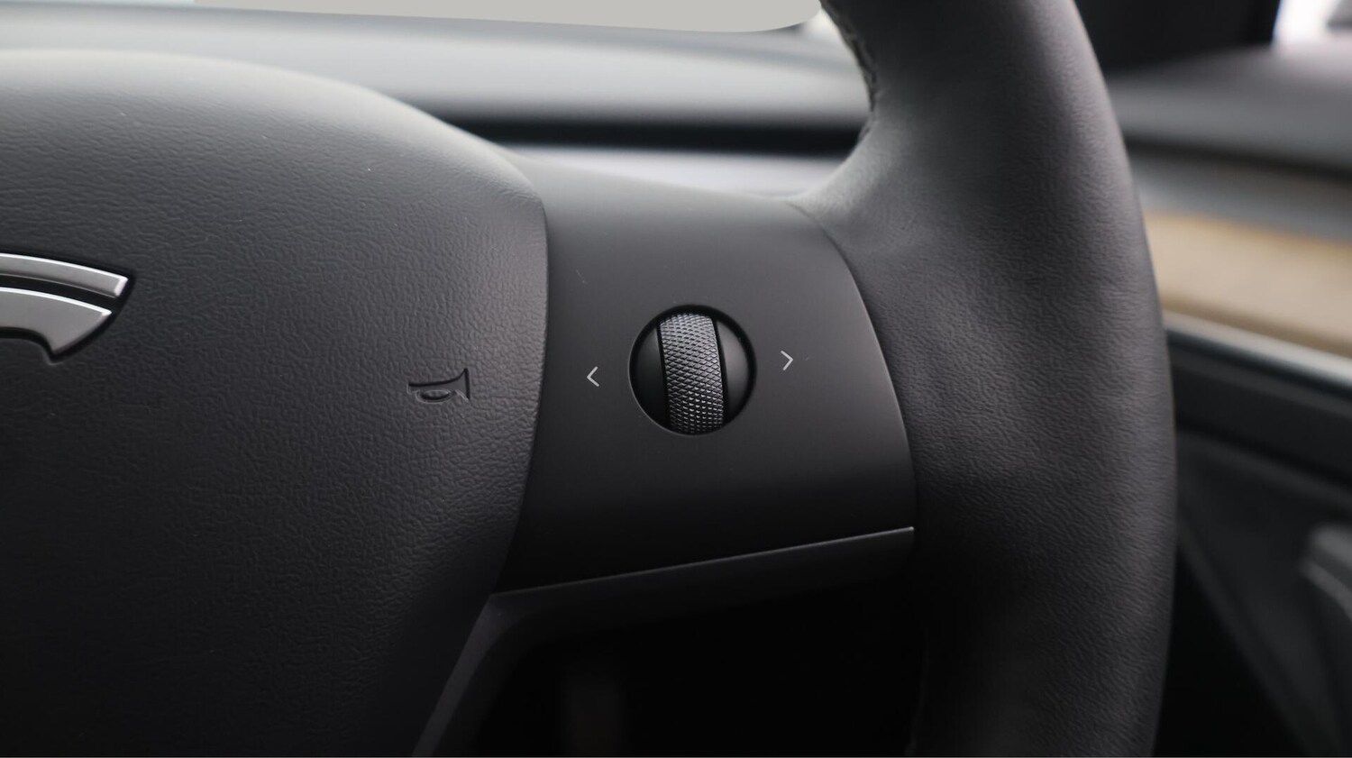 Used Tesla Model 3 for sale - 76550419: Photo 27