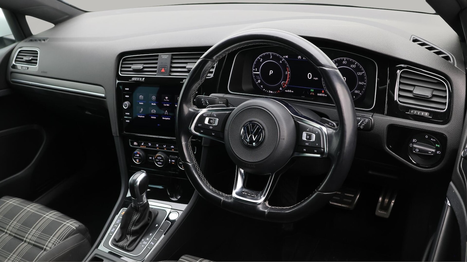 Used Volkswagen Golf 2019 for sale - 76584986: Photo 10