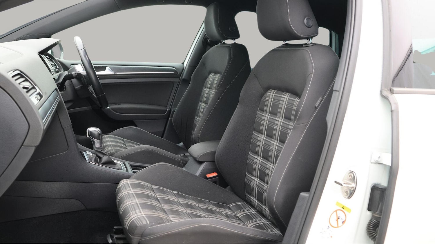 Used Volkswagen Golf 2019 for sale - 76584986: Photo 15