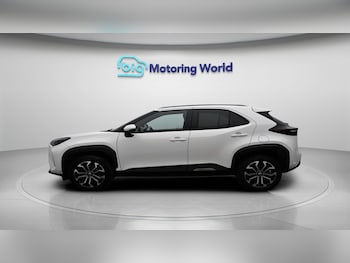 Used Toyota Yaris Cross 2023 for sale - 78281189: Photo