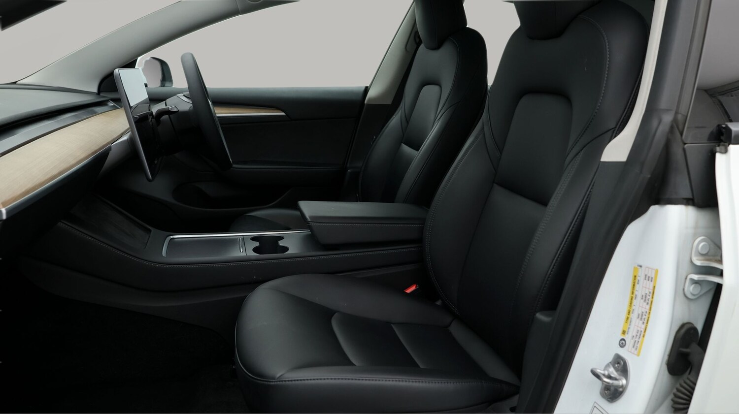 Used Tesla Model 3 2021 for sale - 77137125: Photo 14