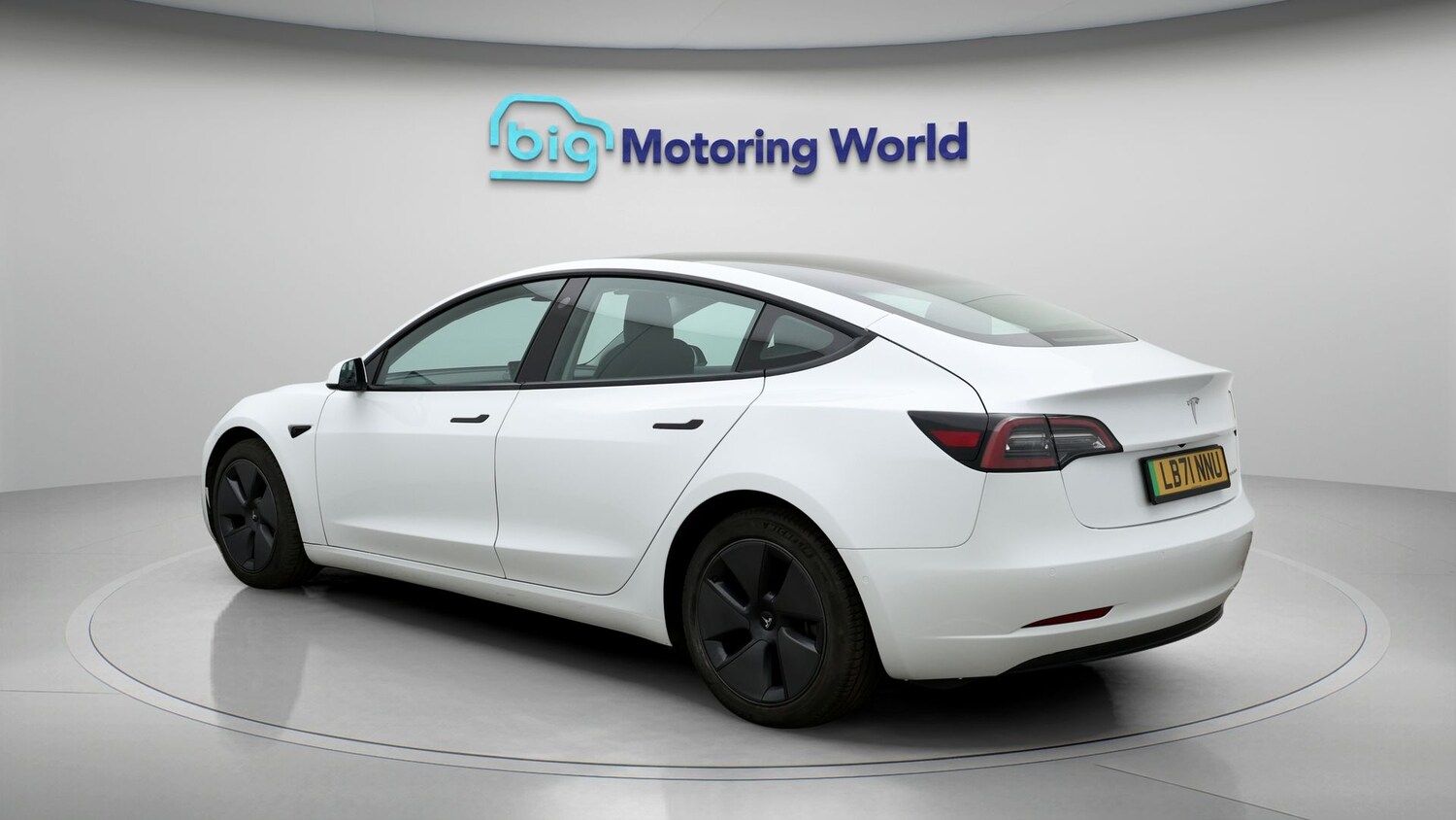 Used Tesla Model 3 2021 for sale - 77137125: Photo 5
