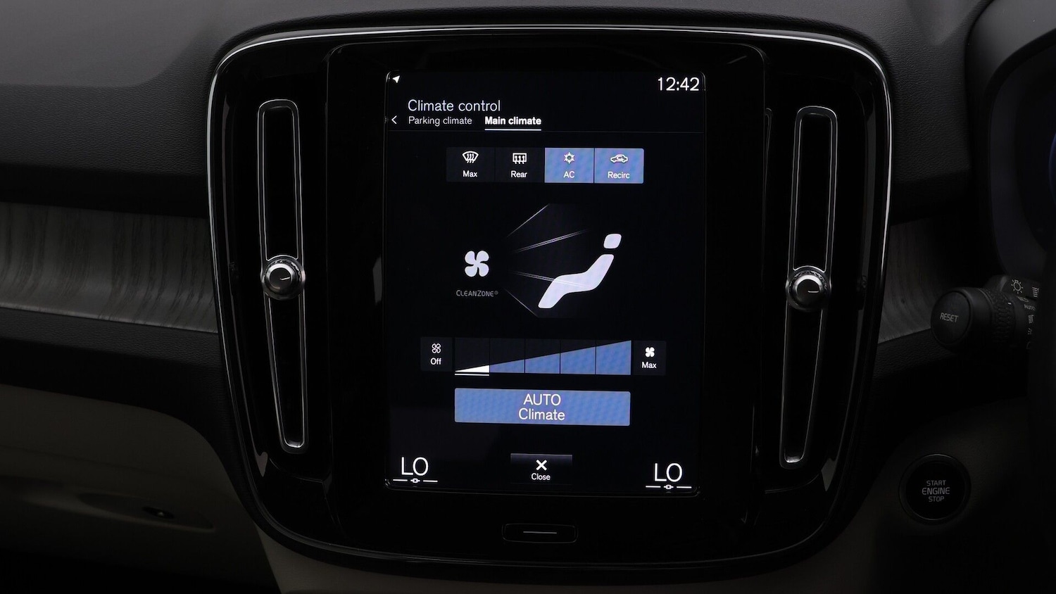 Used Volvo XC40 for sale - 77363473: Photo 12