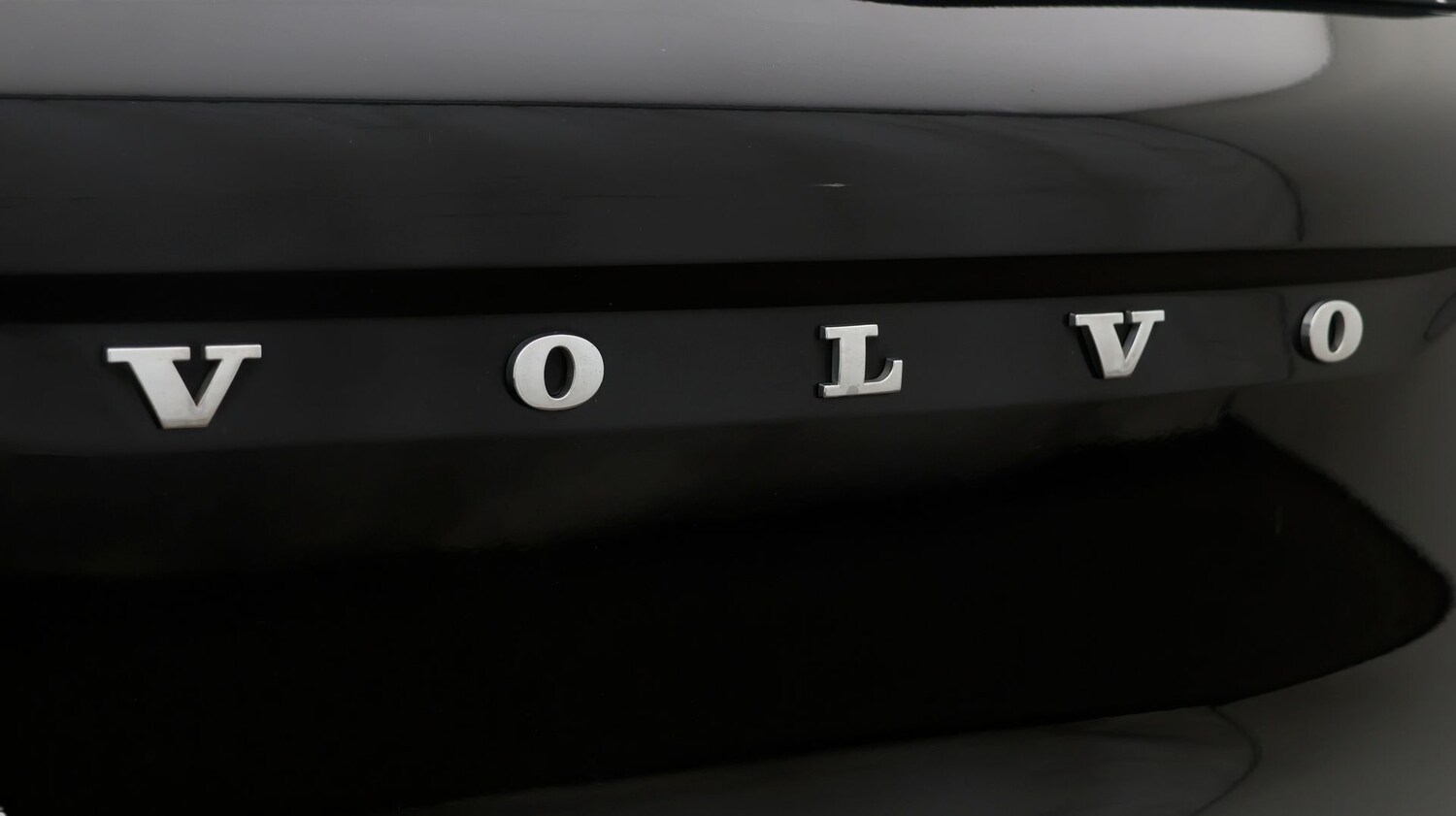 Used Volvo XC40 for sale - 77363473: Photo 21