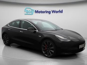 Tesla - Model 3