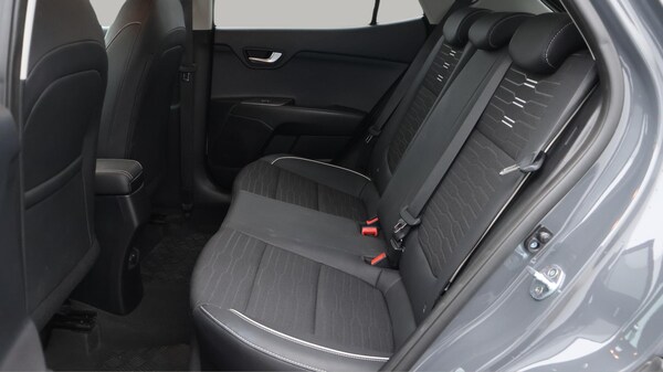 Used Kia Stonic 2021 for sale - 76151839: Photo 17
