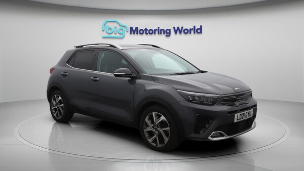 Used Kia Stonic 2021 for sale - 76151839: Photo 2