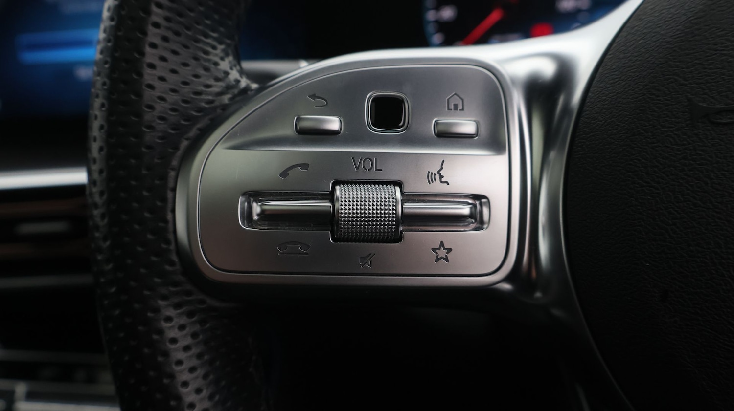 Used Mercedes-Benz EQC 2021 for sale - 77129787: Photo 26