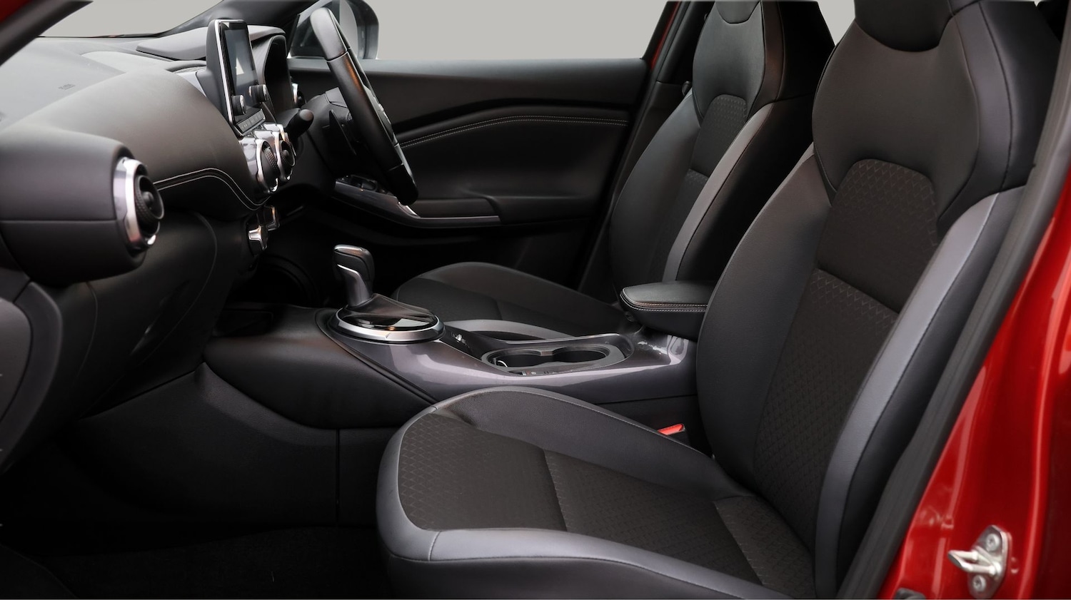 Used Nissan Juke 2023 for sale - 77650391: Photo 14