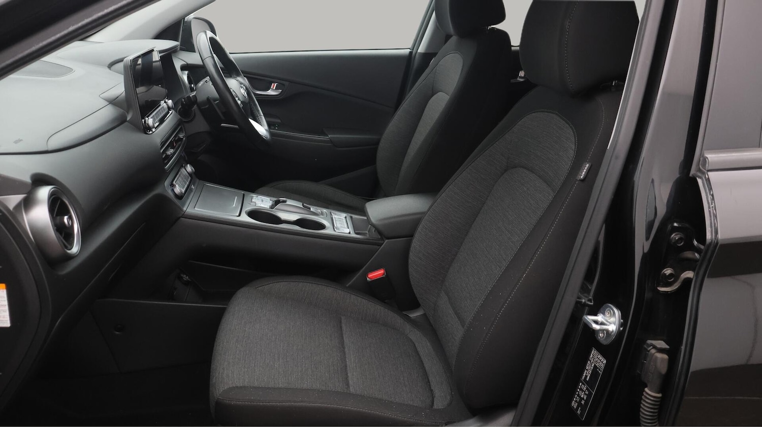 Used Hyundai KONA 2021 for sale - 76633427: Photo 15