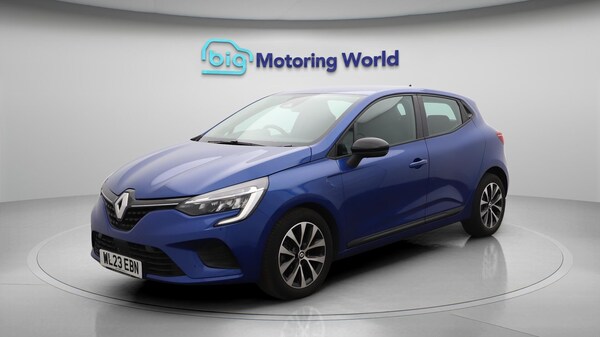 Used Renault Clio 2023 for sale - 75563081: Photo 4
