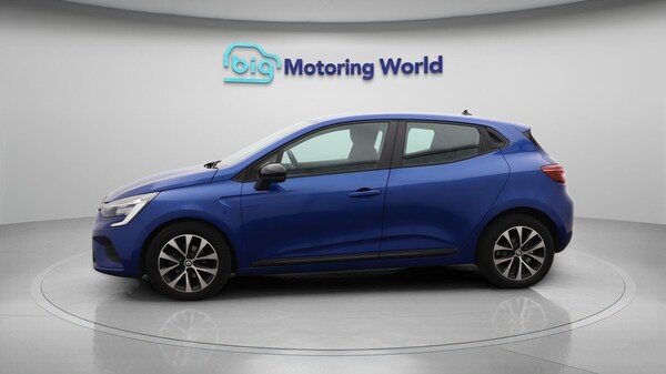 Used Renault Clio 2023 for sale - 75563081: Photo 5