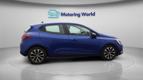 Used Renault Clio 2023 for sale - 75563081: Photo 9