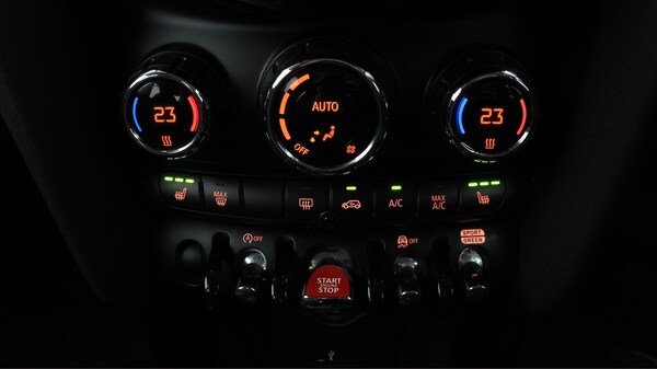 Used MINI Hatch 2023 for sale - 76247607: Photo 13