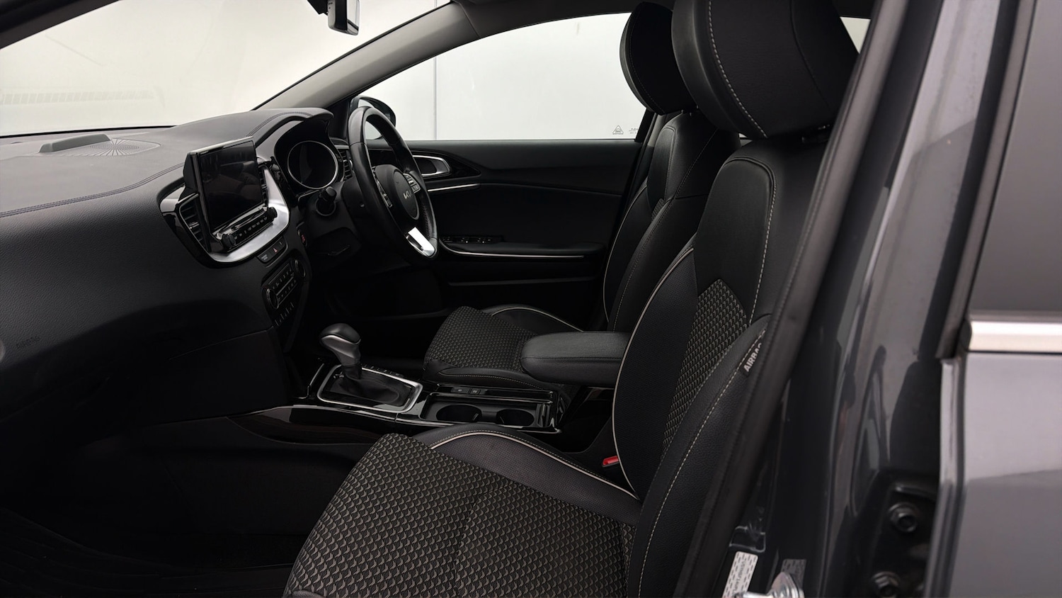 Used Kia XCeed 2023 for sale - 78196654: Photo 13