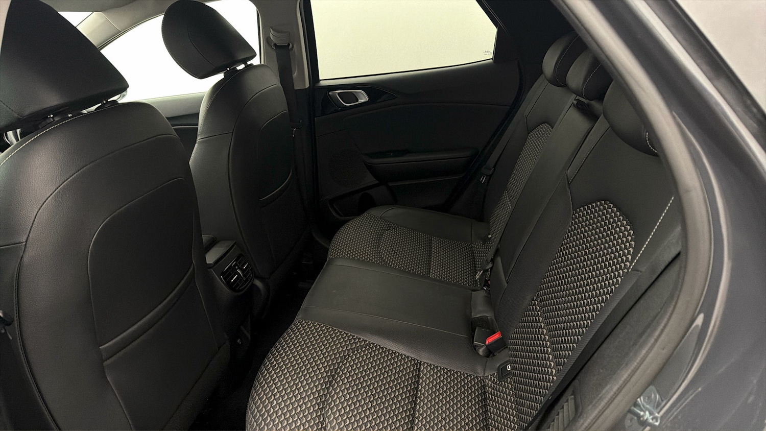 Used Kia XCeed 2023 for sale - 78196654: Photo 15