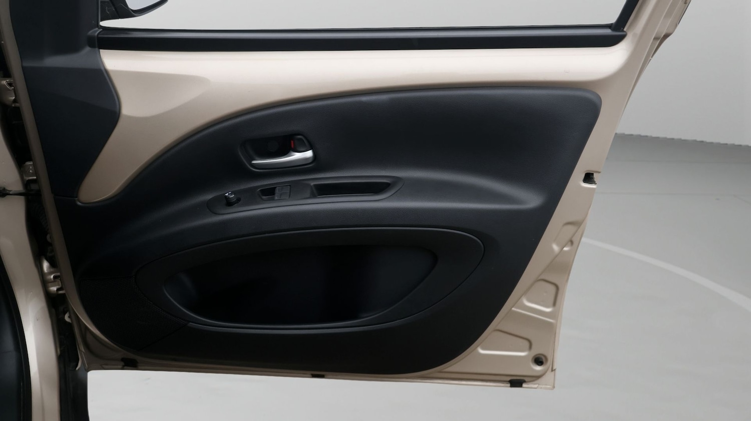 Used Toyota Aygo X 2022 for sale - 77989448: Photo 15