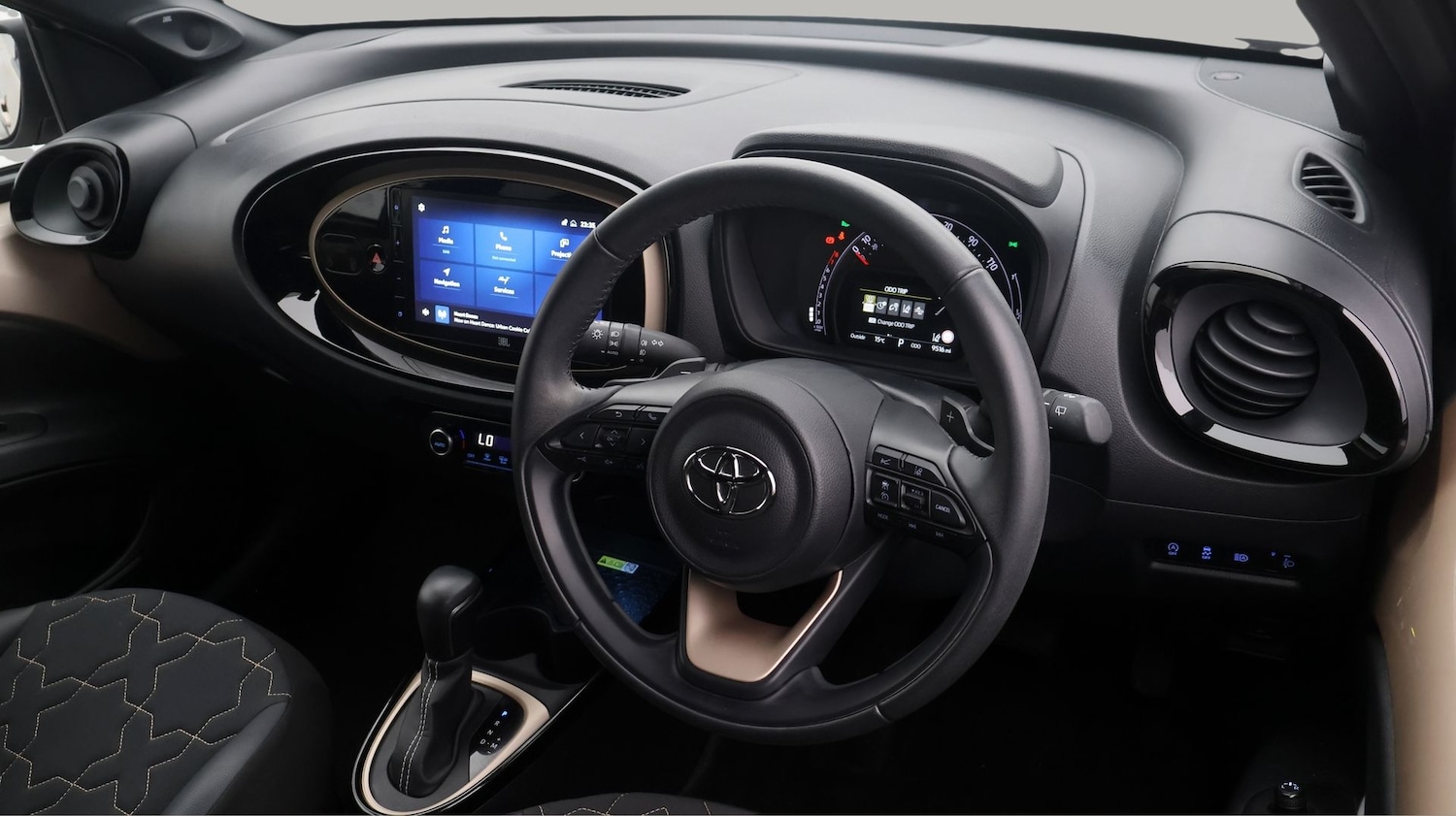 Used Toyota Aygo X 2022 for sale - 77989448: Photo 9