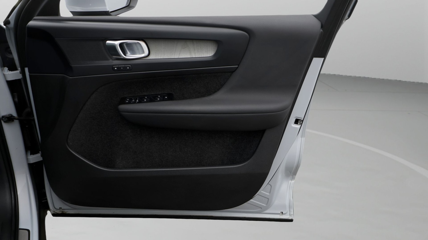 Used Volvo XC40 2022 for sale - 77461038: Photo 15