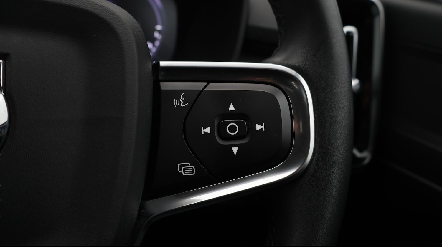 Used Volvo XC40 2022 for sale - 77461038: Photo 24