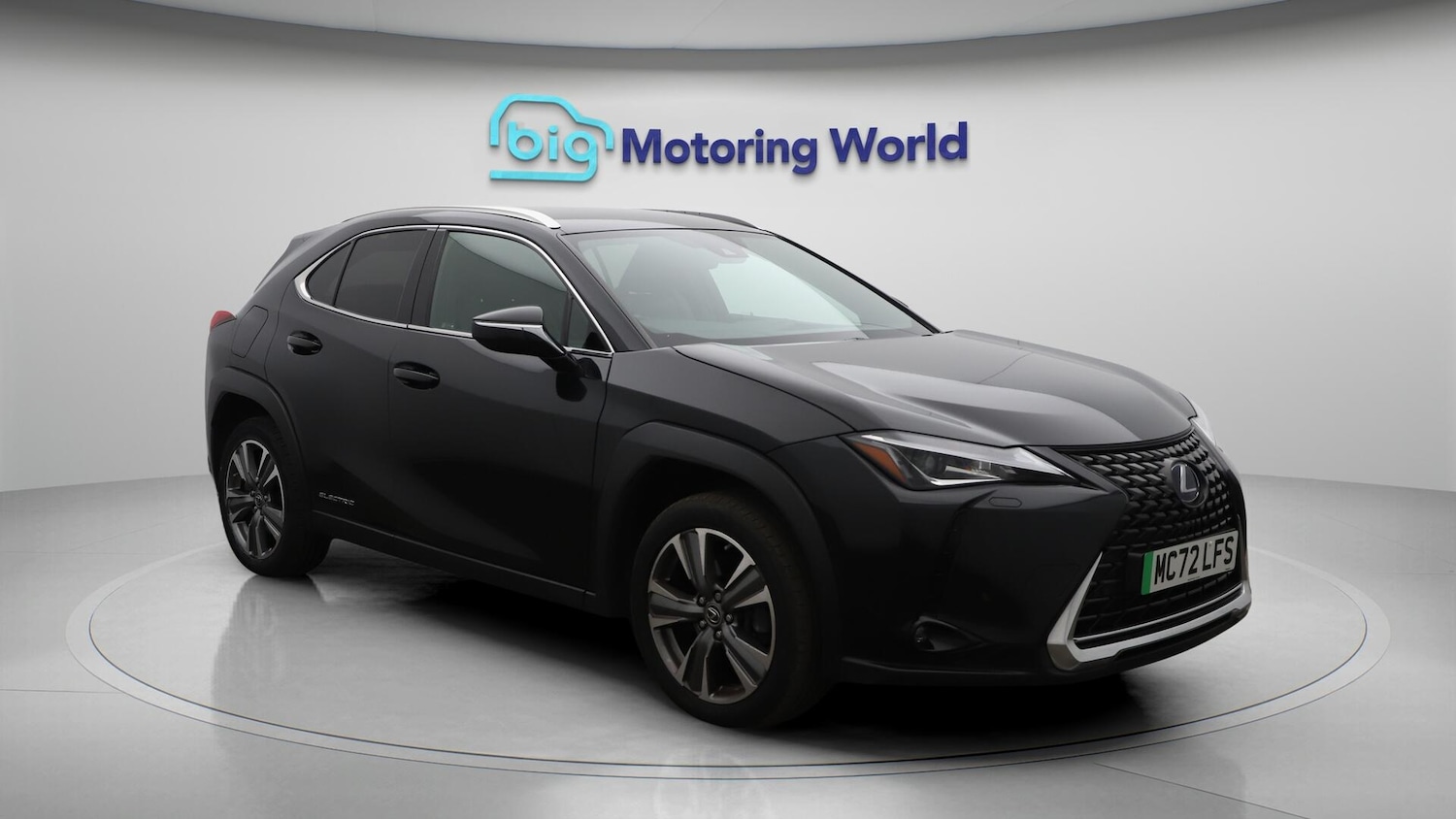 Used Lexus UX 2023 for sale - 76433123: Photo 2