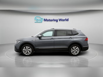 Used Volkswagen Tiguan Allspace 2023 for sale - 77813008: Photo